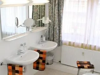 ***  Hotel Kaiser Berlin Németország